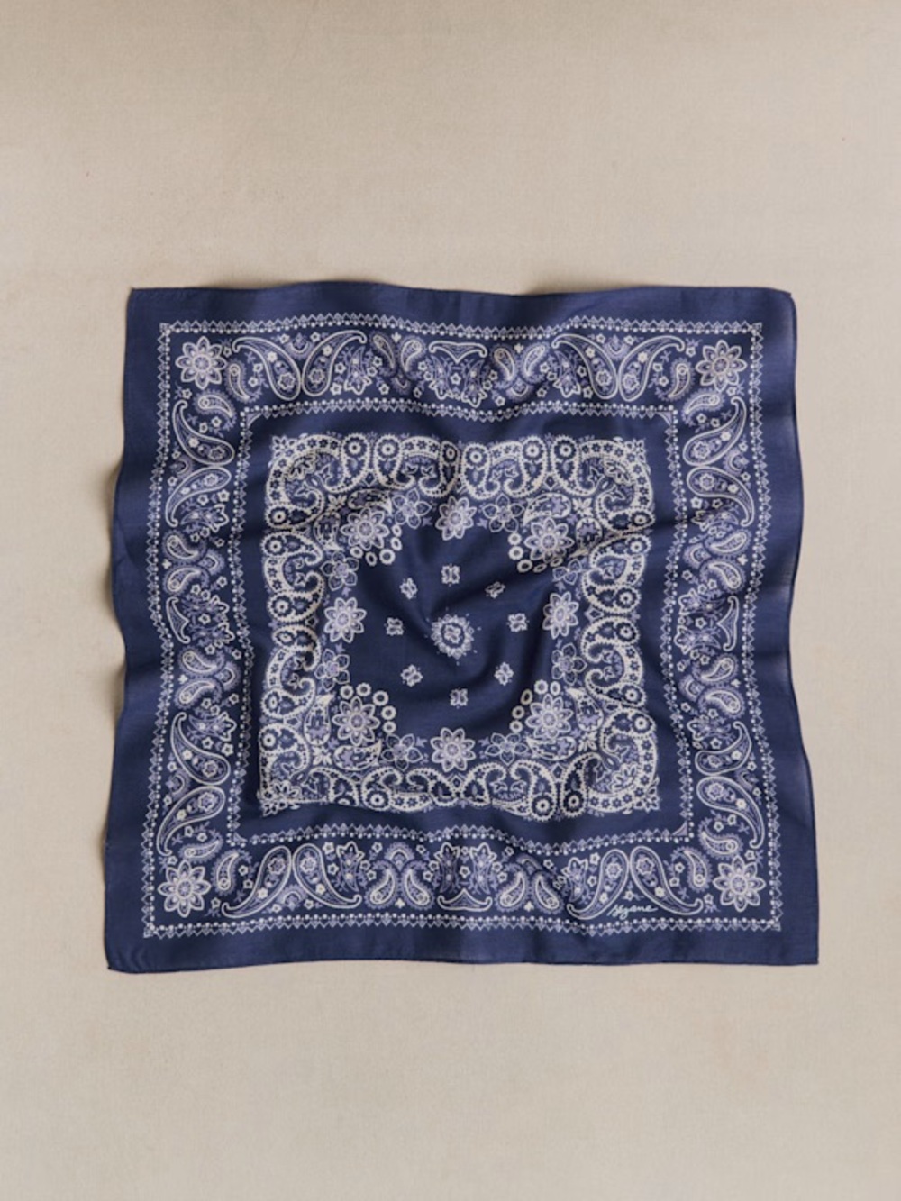 SEZANE GASTON SCARF. NAVY BANDANA